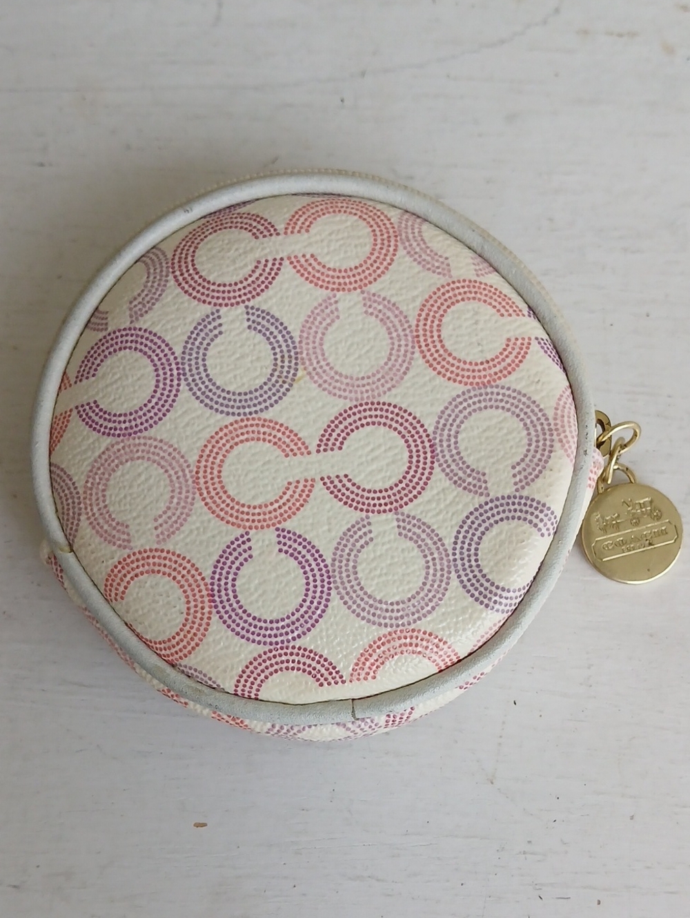 Coach Waverly Optic Art Round Coin Purse Ivory/Pink/Purple Signature Zipper